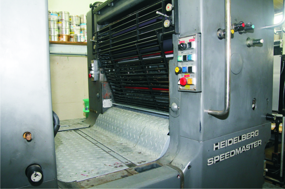 May In Offset 2 mau Heidelberg Speed Master 52x72